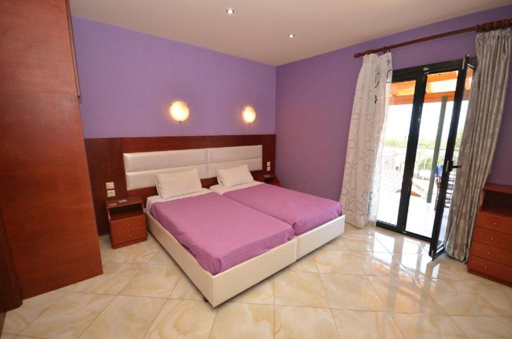 בניטסס Kerkyra Beach Hotel & Apartments מראה חיצוני תמונה